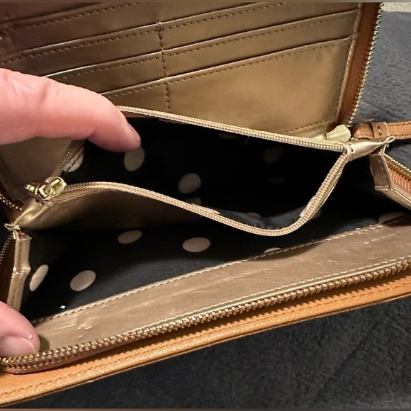 Anne Klein Lion Logo Wristlet Wallet - Picture 4 of 4